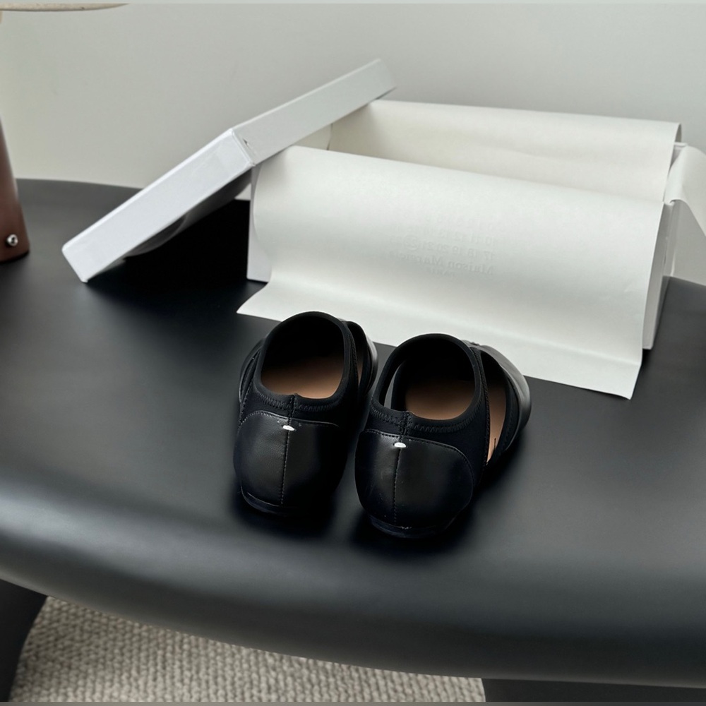 Maison Margiela MM6 Flats - Picture 7 of 8